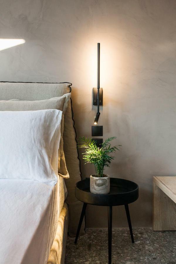 *** Boutique Syntagma Apartment W/ Plunge Pool *** Афины Экстерьер фото