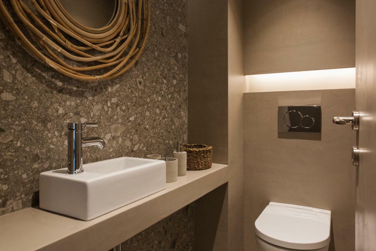 *** Boutique Syntagma Apartment W/ Plunge Pool *** Афины Экстерьер фото